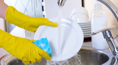 Яким має бути якісний засіб для миття посуду