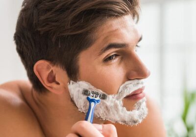 Якими мають бути чоловічі засоби для гоління